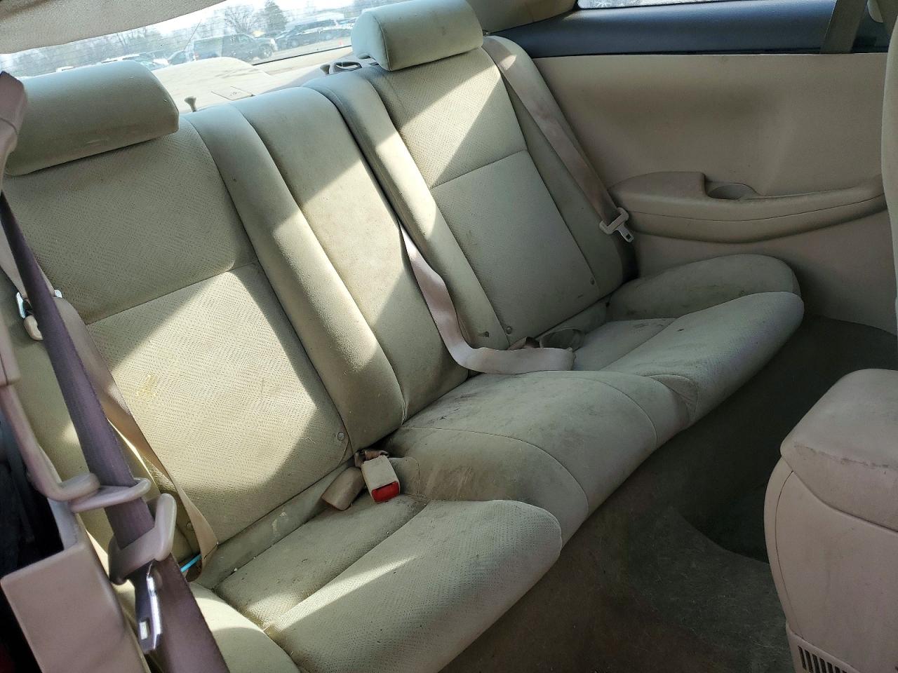 2004 TOYOTA CAMRY SOLARA SE photo 10