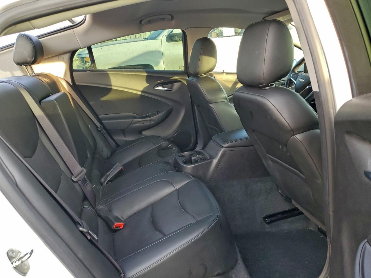 2017 CHEVROLET VOLT PREMIER photo 28