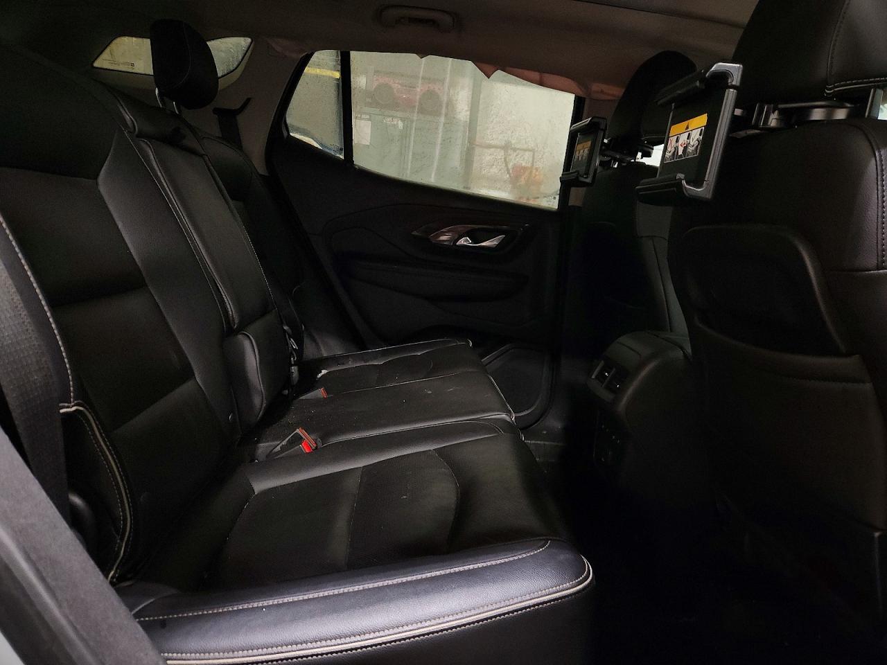 2020 GMC TERRAIN DENALI photo 11
