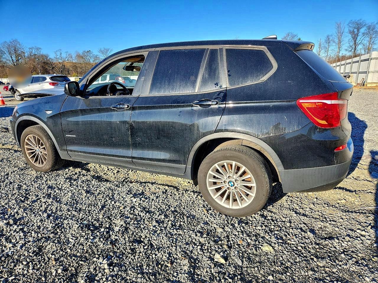 2011 BMW X3 XDRIVE28I photo 2