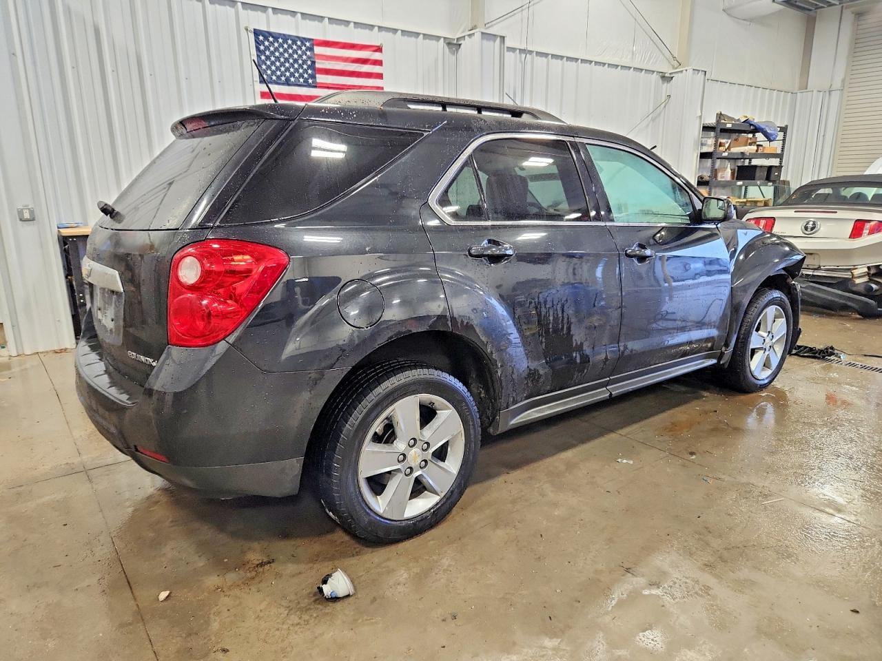 2013 CHEVROLET EQUINOX LT photo 3