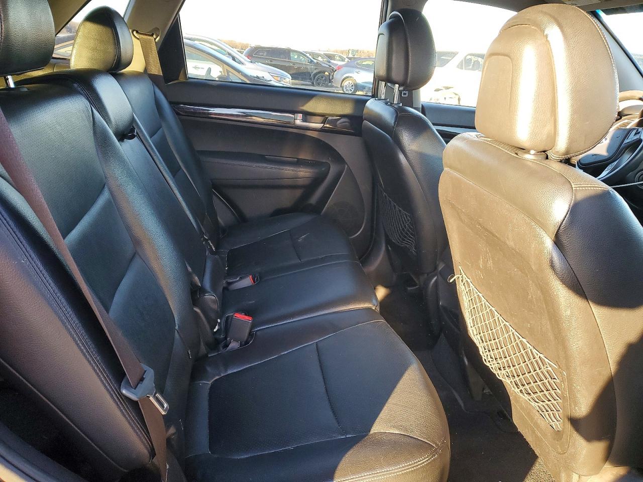 2015 KIA SORENTO LX photo 11