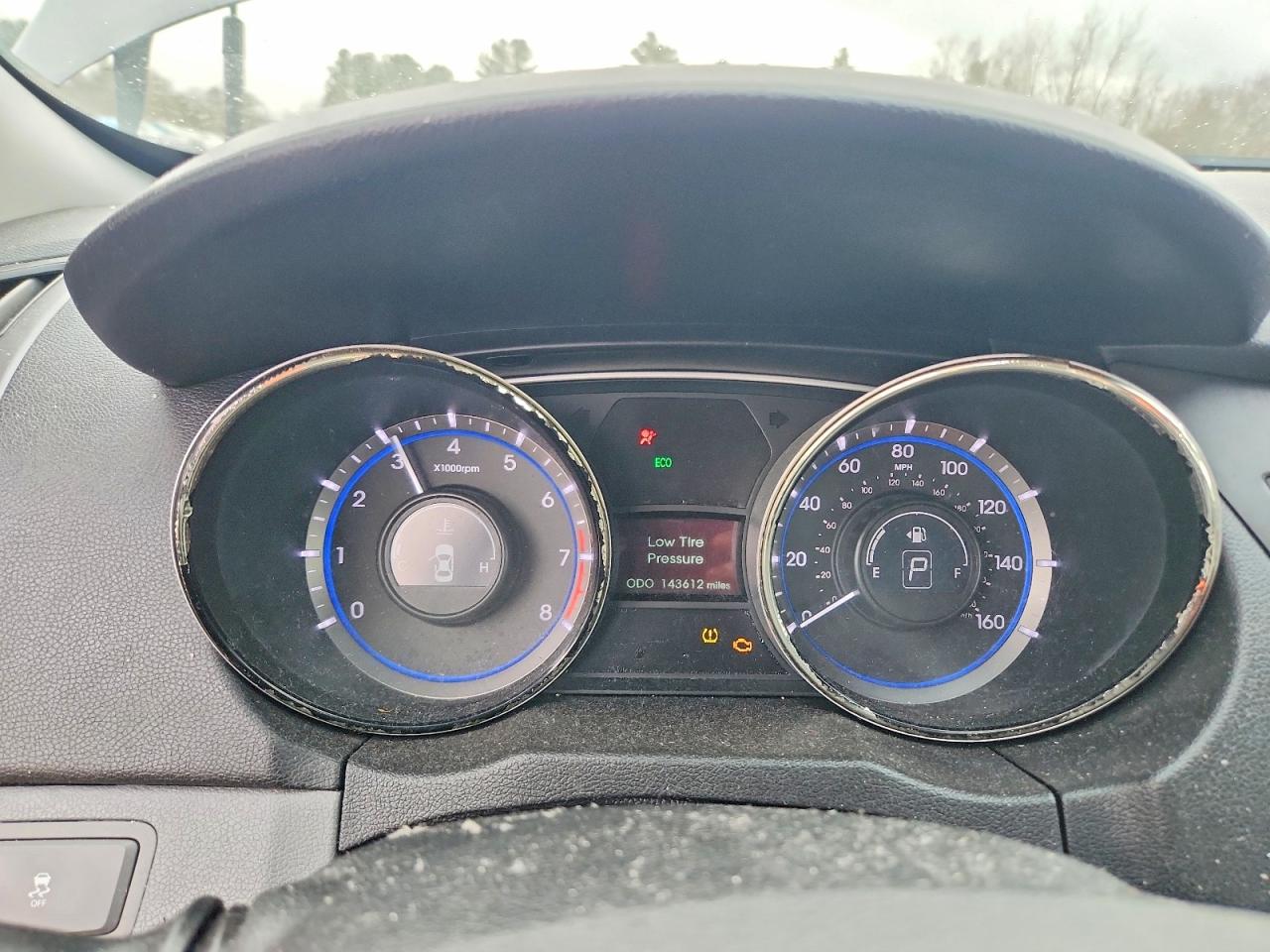 2013 HYUNDAI SONATA GLS photo 9