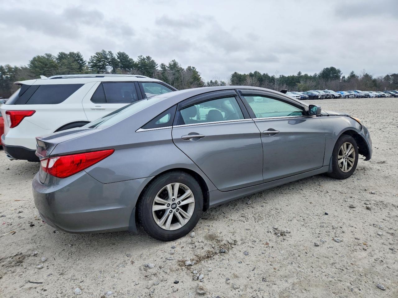 2013 HYUNDAI SONATA GLS photo 3