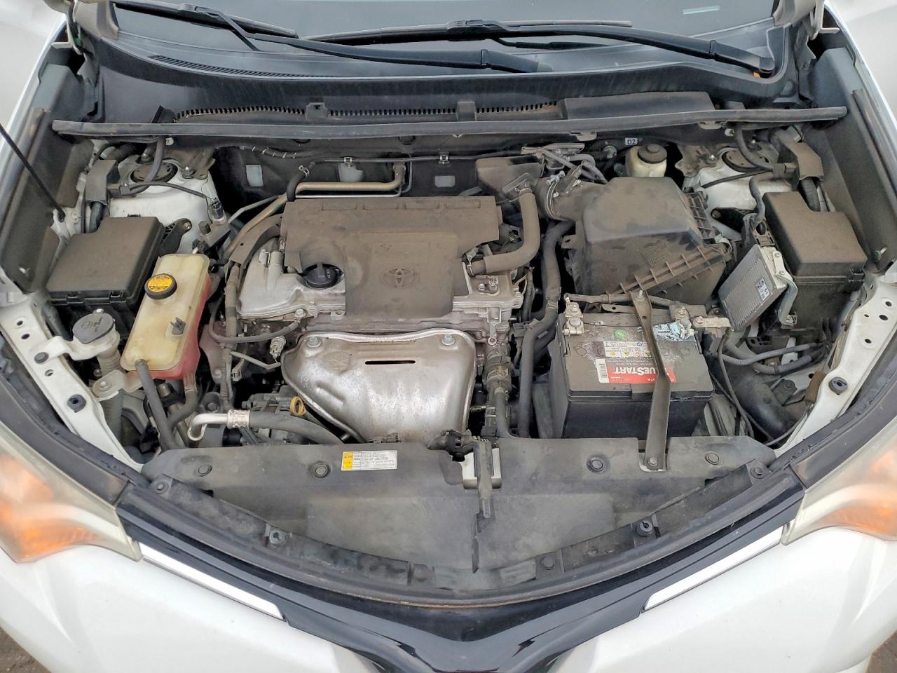 2016 TOYOTA RAV4 XLE photo 12