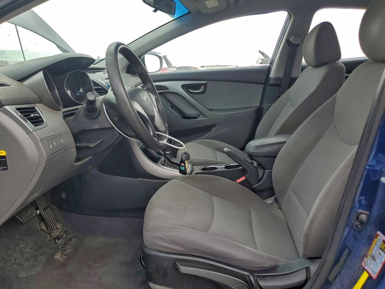 2016 HYUNDAI ELANTRA SE photo 7