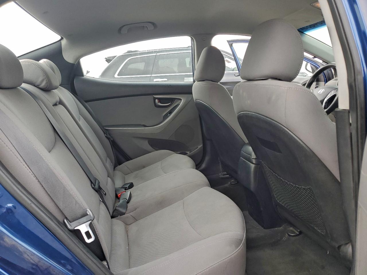 2016 HYUNDAI ELANTRA SE photo 10