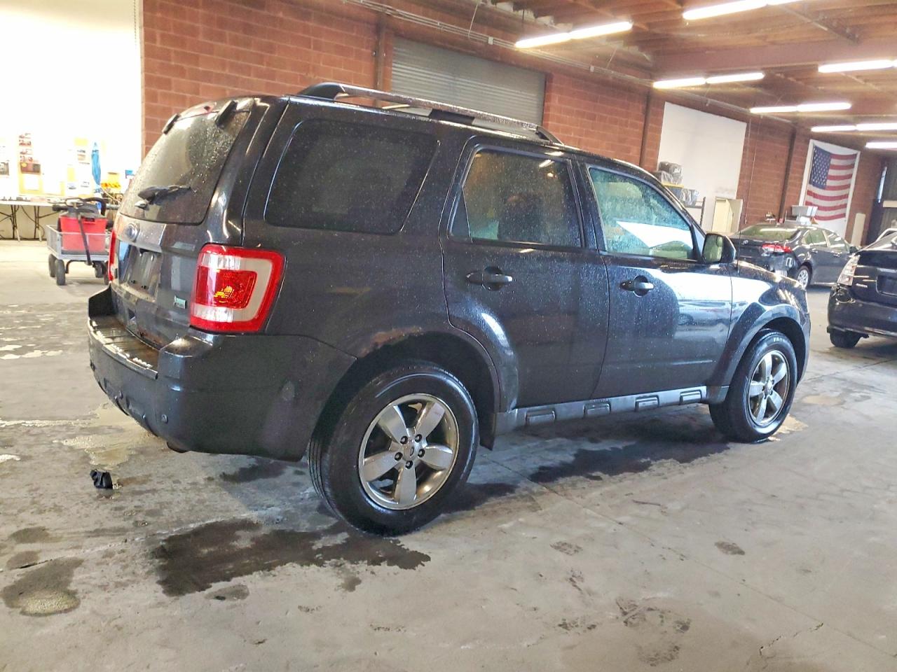 2011 FORD ESCAPE LIMITED photo 3