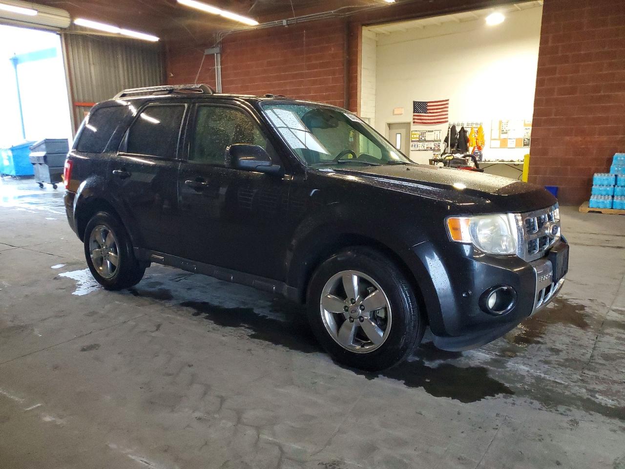 2011 FORD ESCAPE LIMITED photo 4