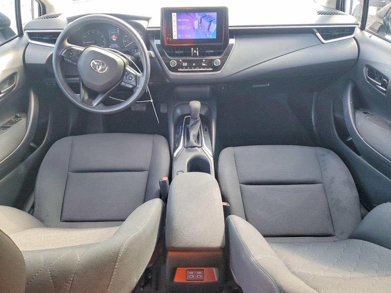 2023 TOYOTA COROLLA LE photo 8