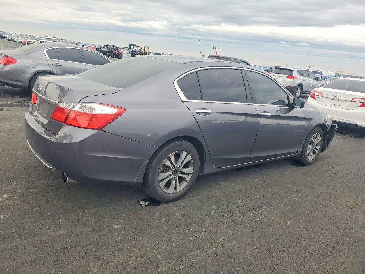 2015 HONDA ACCORD LX photo 3