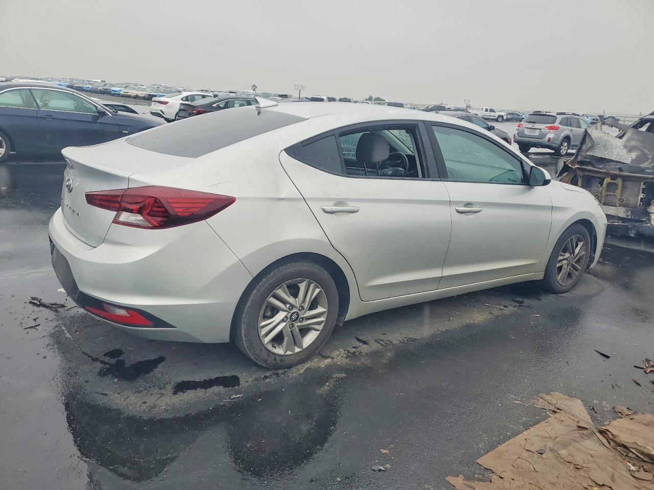 2020 HYUNDAI ELANTRA SEL photo 3