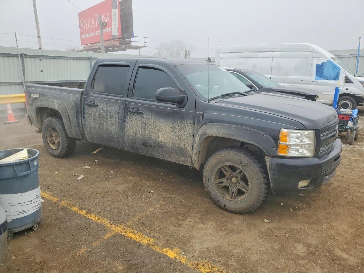 2010 CHEVROLET SILVERADO K1500 LT photo 4