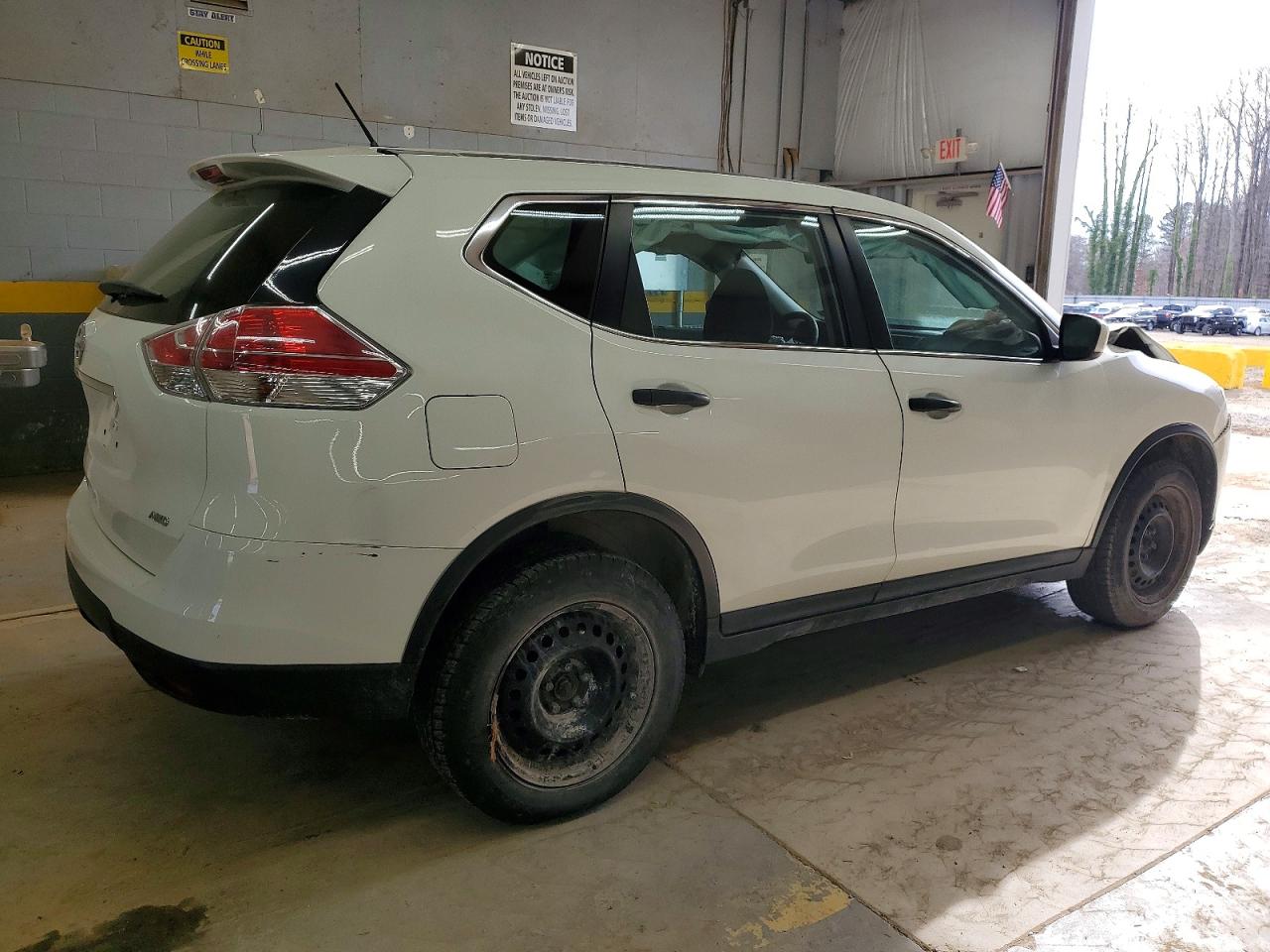 2016 NISSAN ROGUE S photo 3