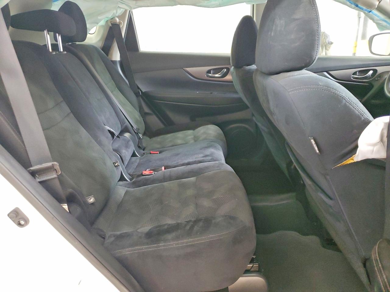 2016 NISSAN ROGUE S photo 11