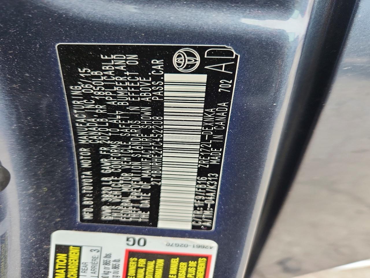 2015 TOYOTA COROLLA L photo 25