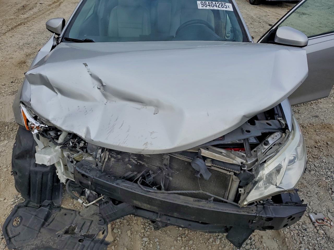 2014 TOYOTA CAMRY L photo 11