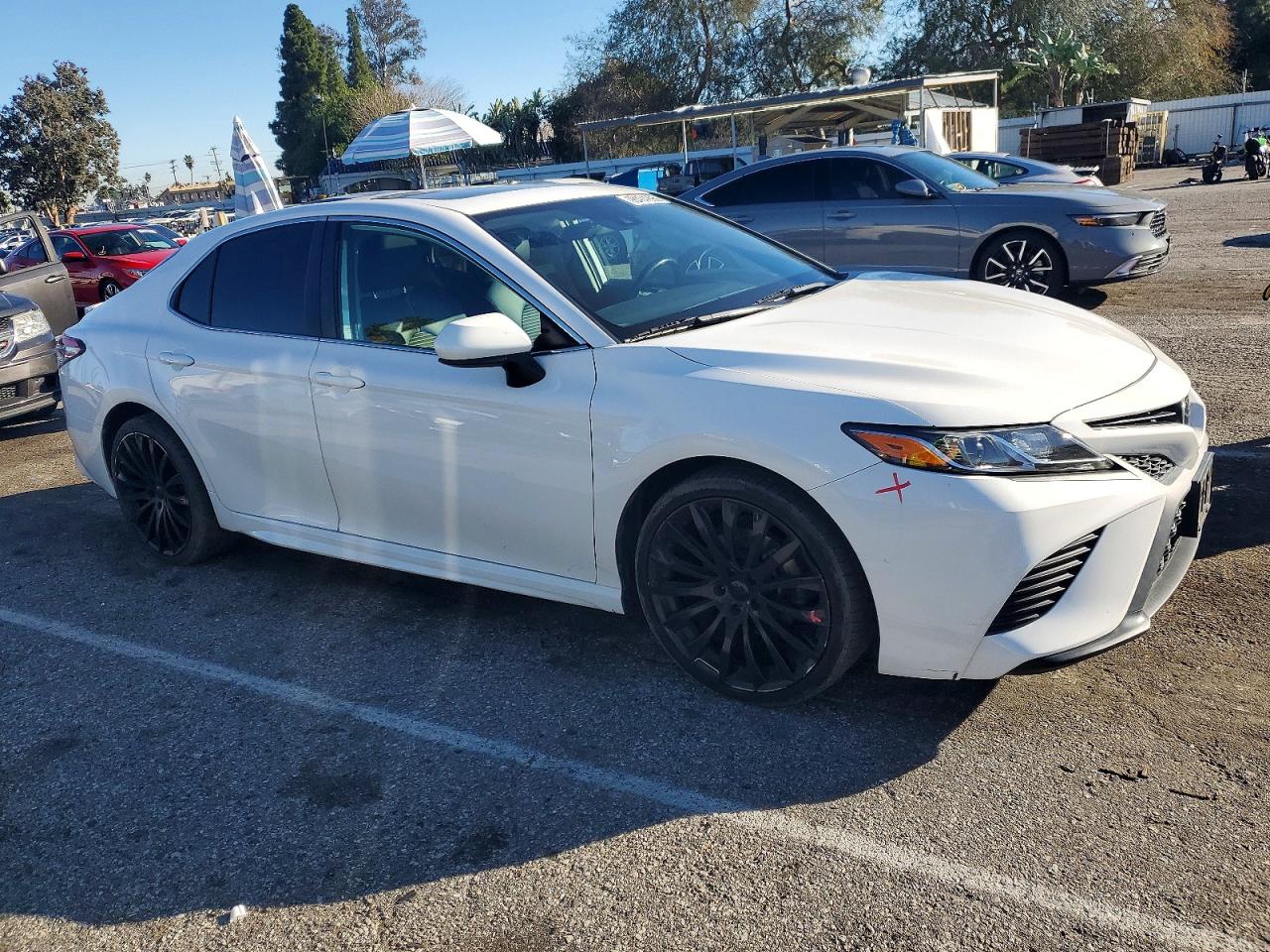 2019 TOYOTA CAMRY L photo 4