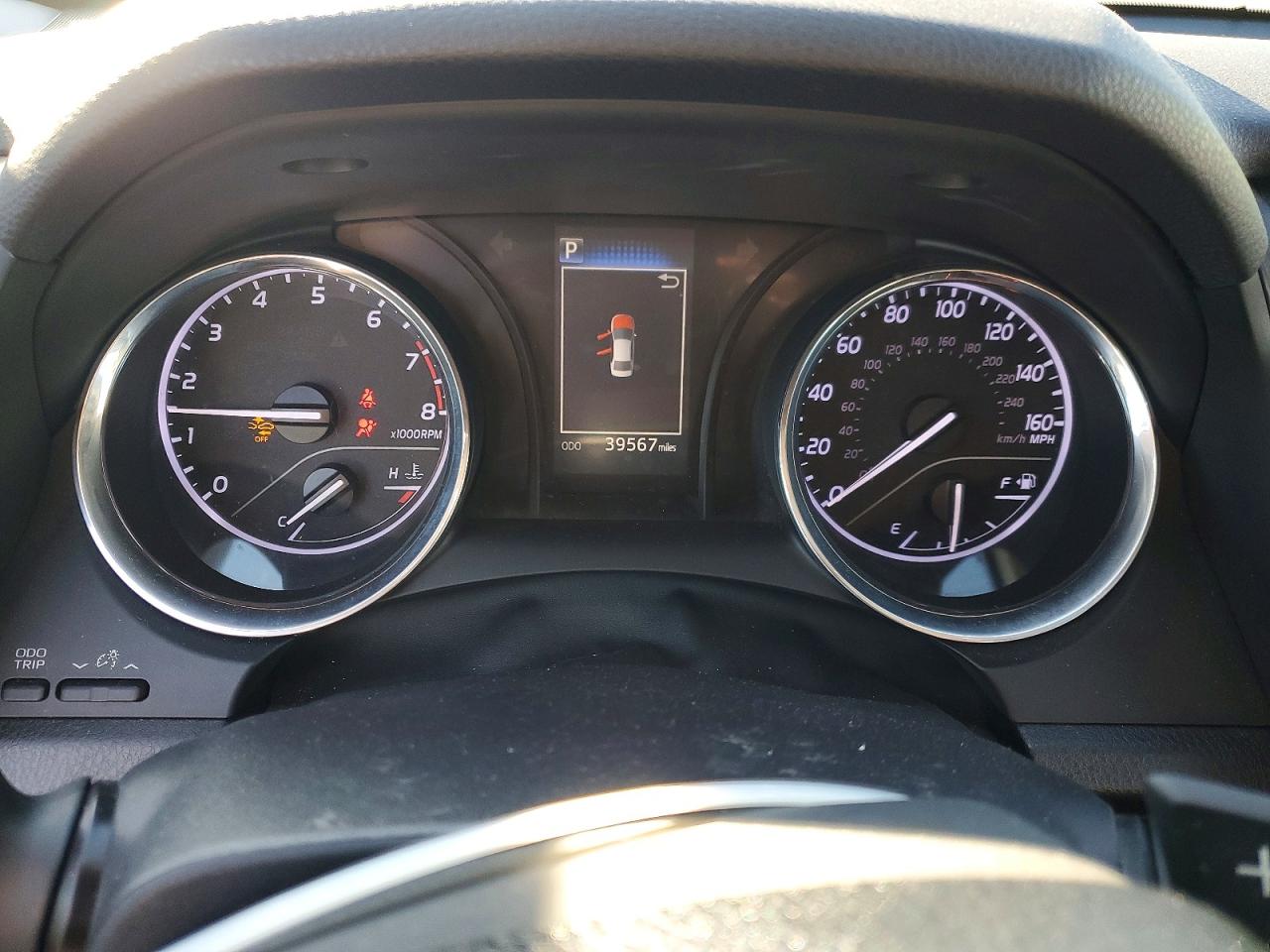 2019 TOYOTA CAMRY L photo 9