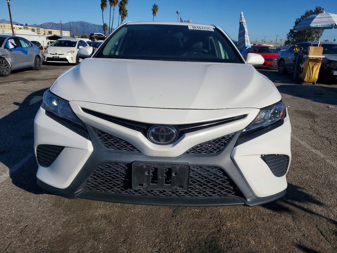 2019 TOYOTA CAMRY L photo 5