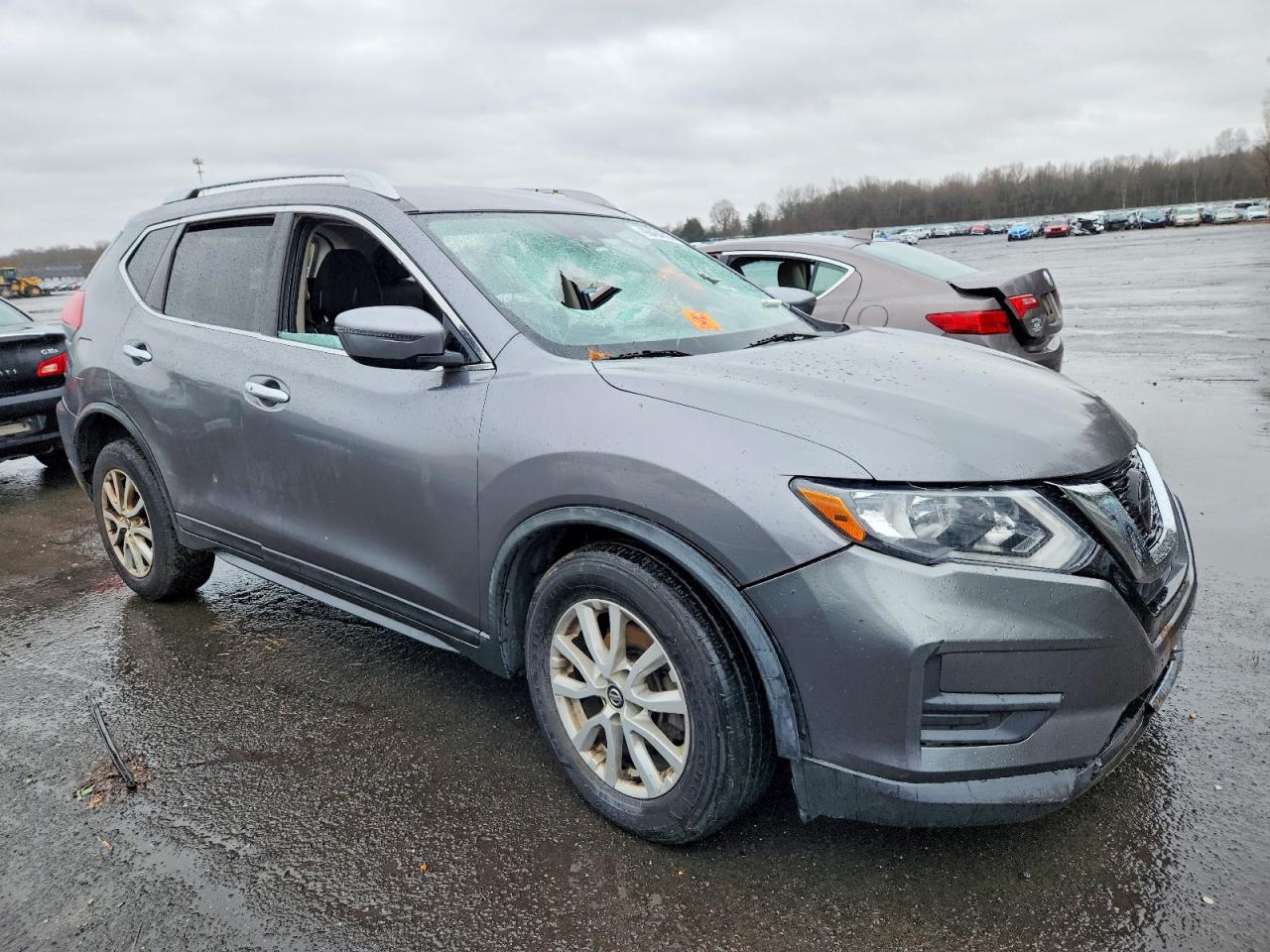 2019 NISSAN ROGUE S photo 4