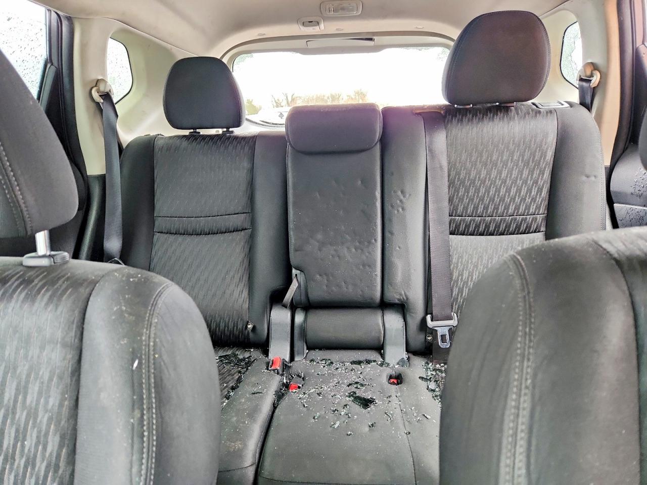 2019 NISSAN ROGUE S photo 10
