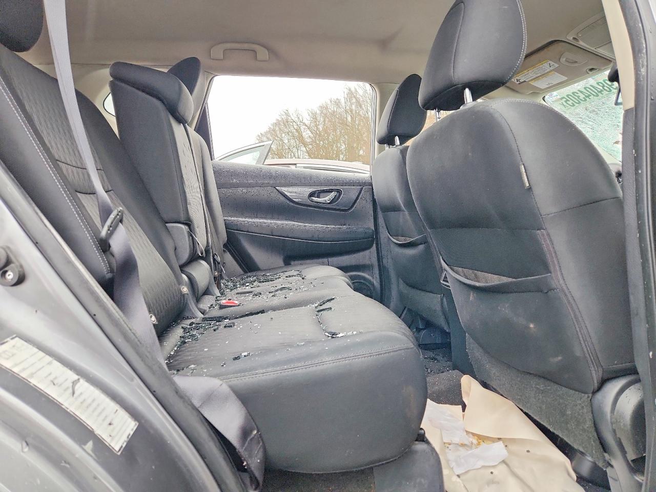 2019 NISSAN ROGUE S photo 11
