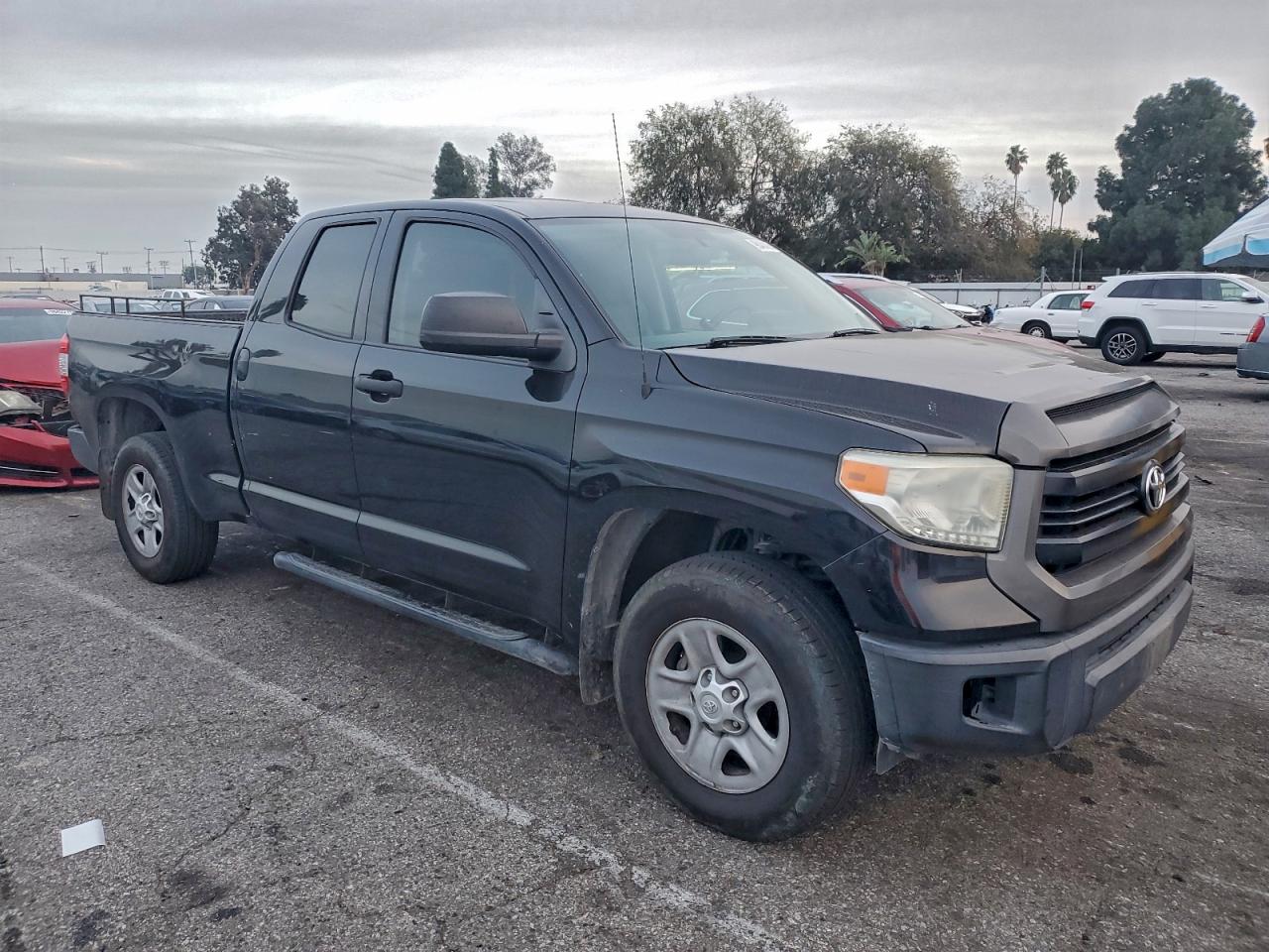 2014 TOYOTA TUNDRA DOUBLE CAB SR photo 4