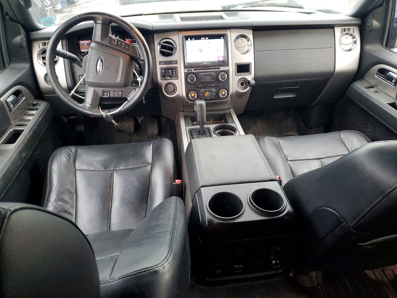 2017 FORD EXPEDITION EL XLT photo 8