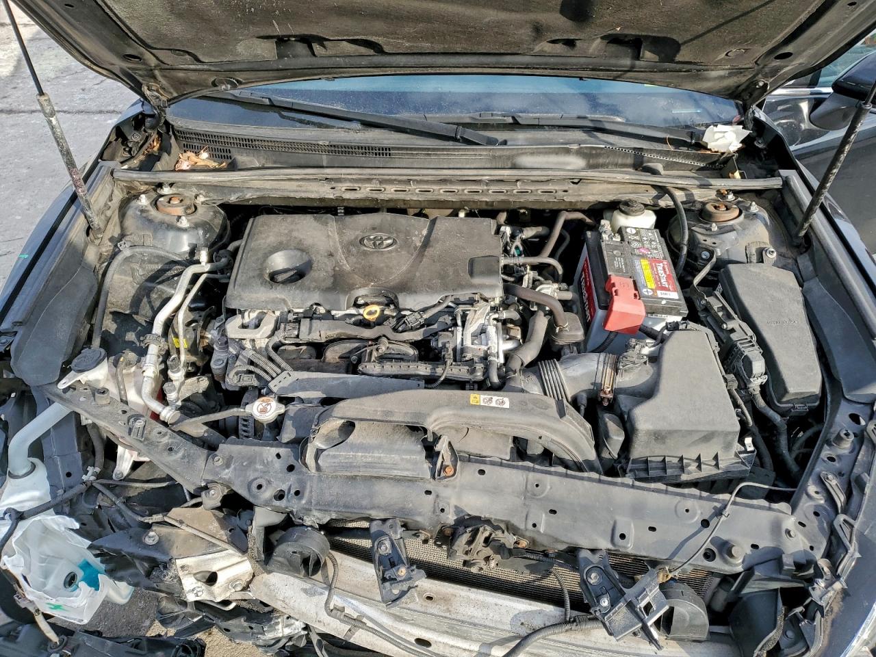 2019 TOYOTA CAMRY L photo 11