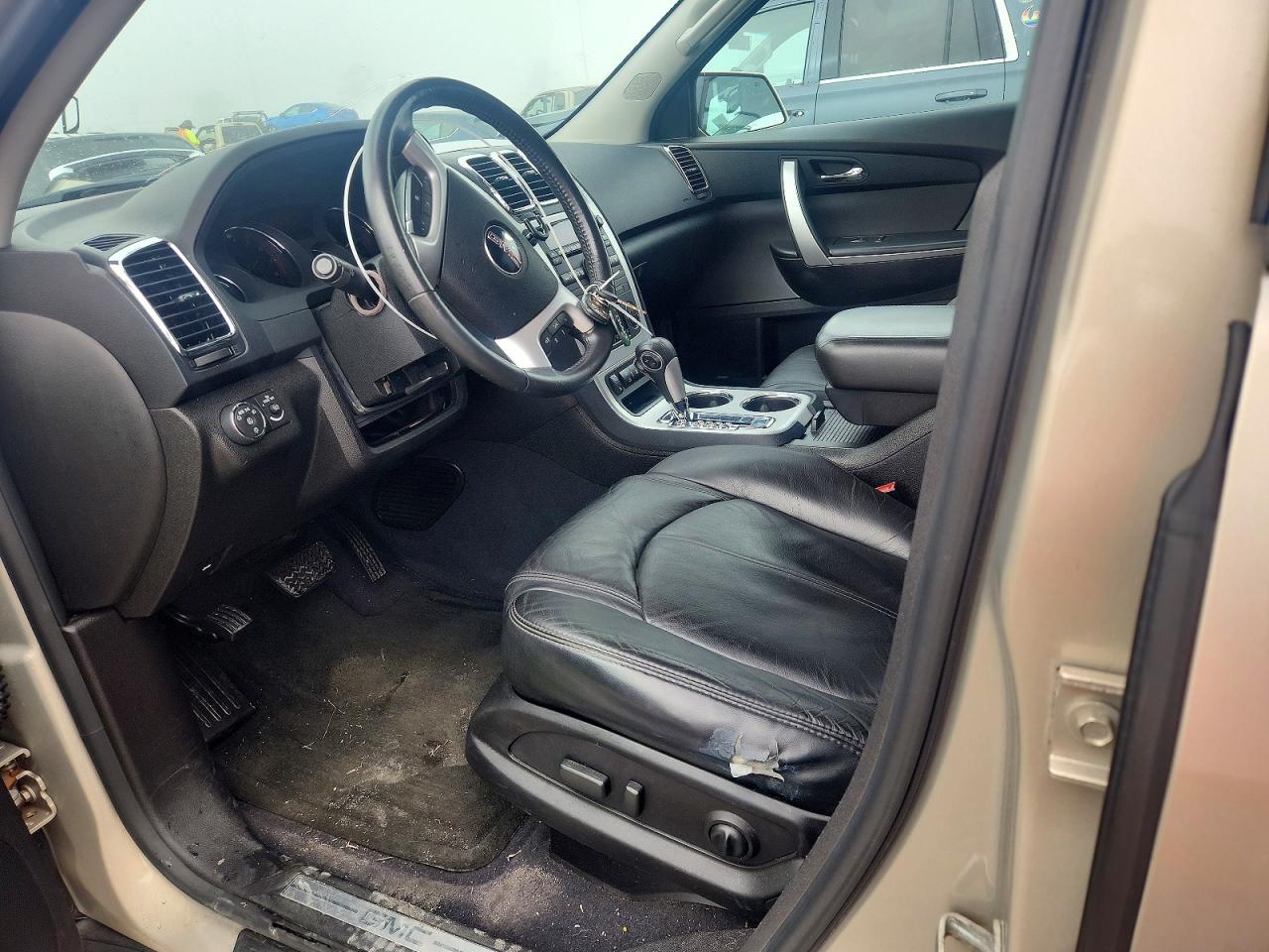 2011 GMC ACADIA SLT-1 photo 13