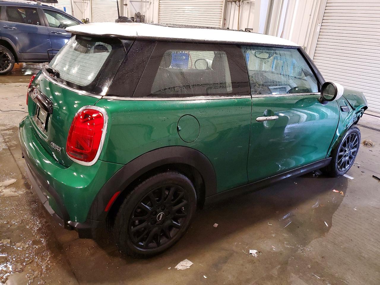 2023 MINI COOPER photo 3
