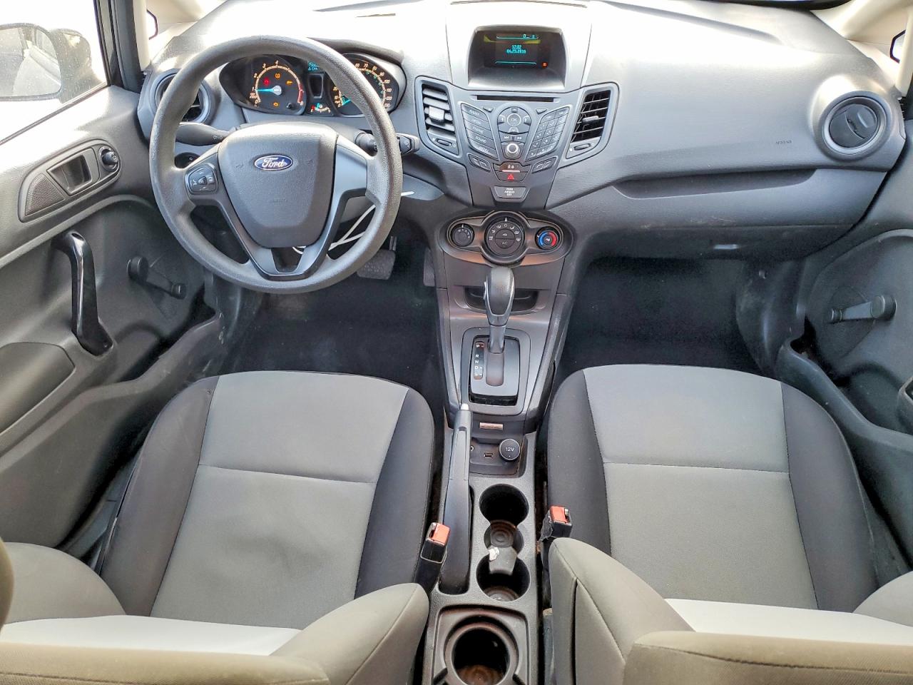 2016 FORD FIESTA S photo 8