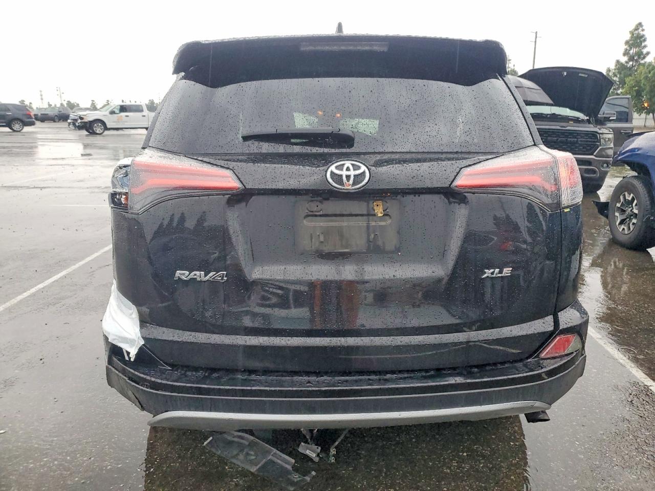 2018 TOYOTA RAV4 ADVENTURE photo 6