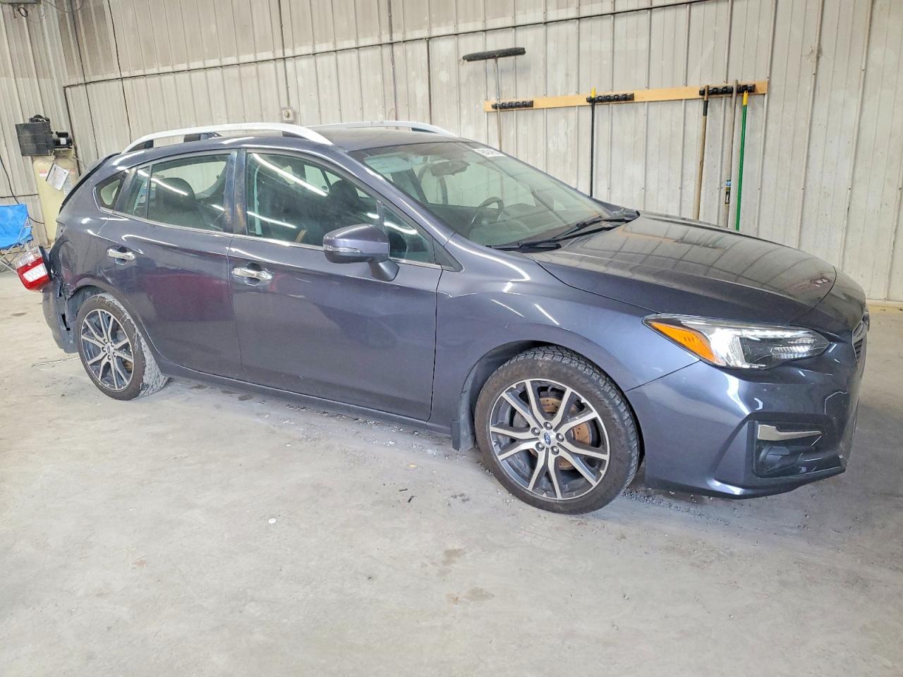 2017 SUBARU IMPREZA LIMITED photo 4
