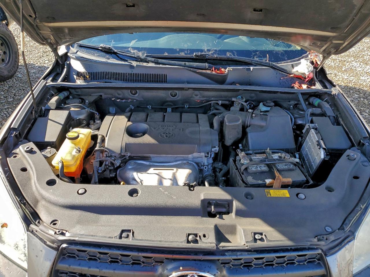 2011 TOYOTA RAV4 photo 12