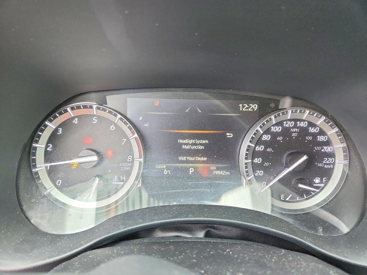 2022 TOYOTA HIGHLANDER XLE photo 9