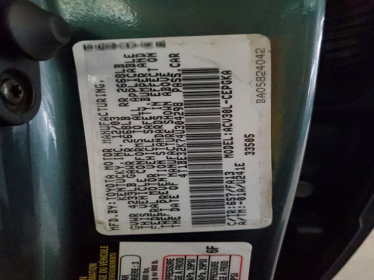 2004 TOYOTA CAMRY LE photo 12