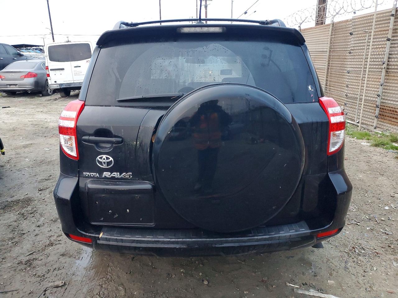2009 TOYOTA RAV4 photo 6
