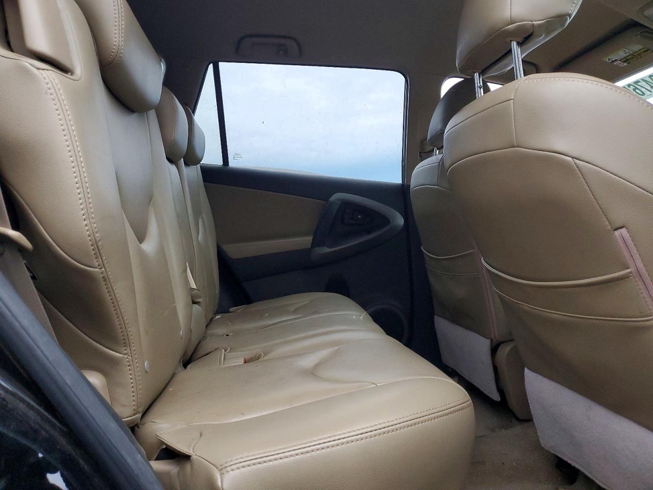 2009 TOYOTA RAV4 photo 11