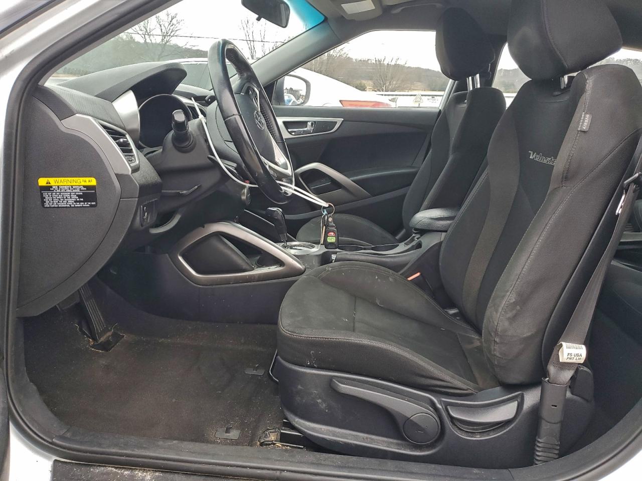 2017 HYUNDAI VELOSTER photo 7