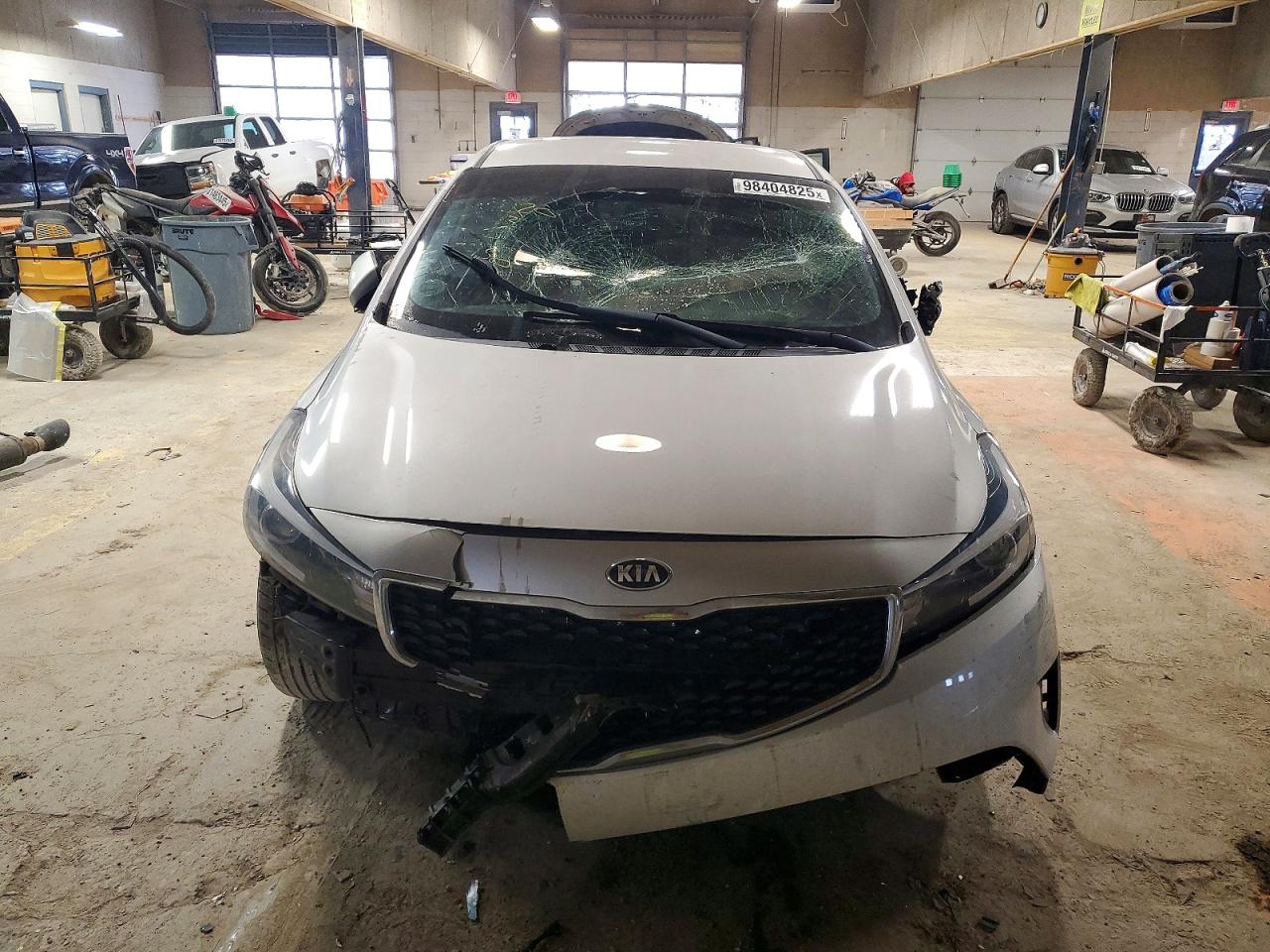 2017 KIA FORTE LX photo 5