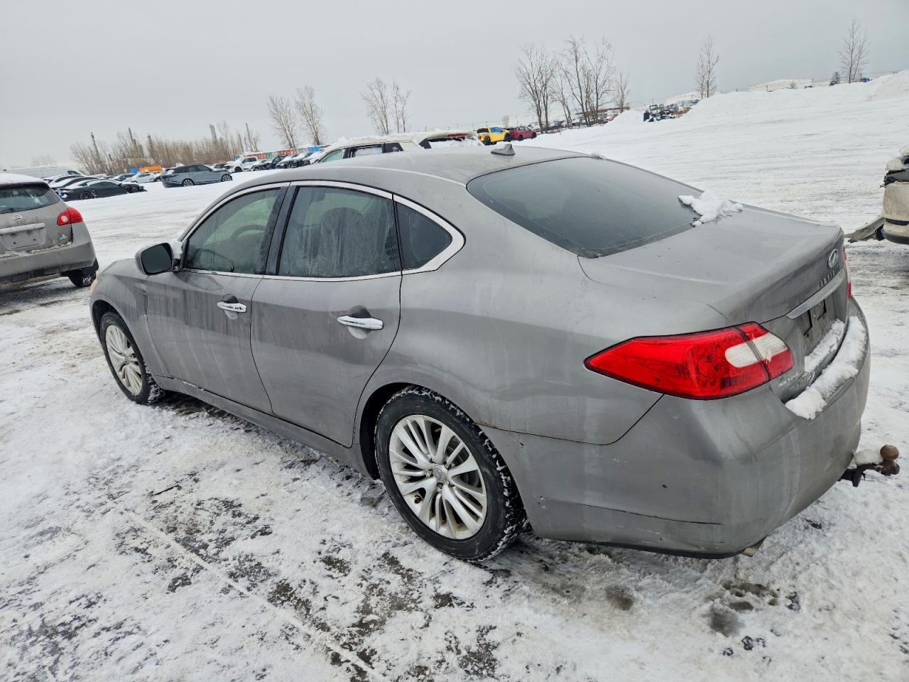 2012 INFINITI M37 X photo 2