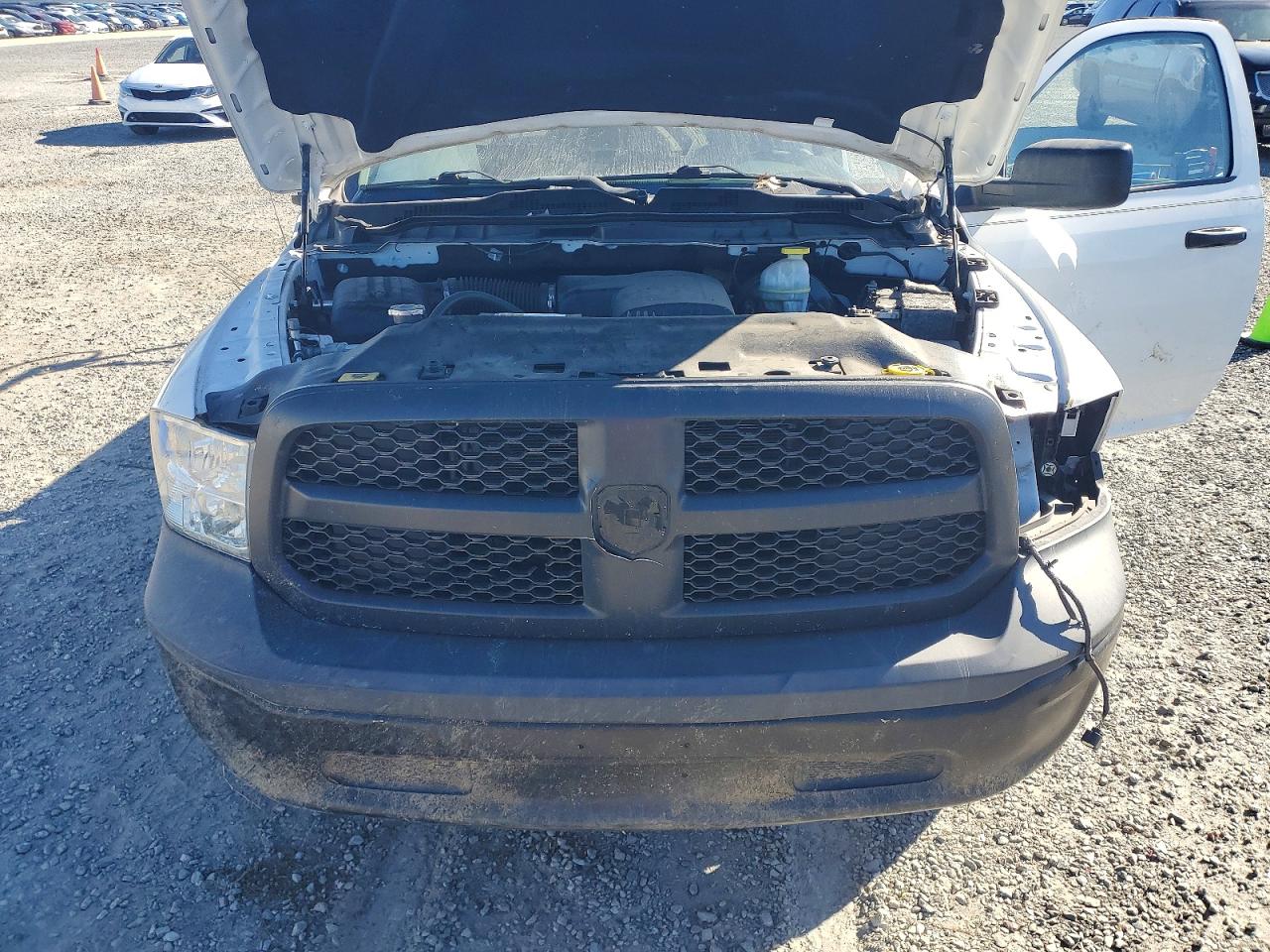 2019 RAM 1500 CLASSIC TRADESMAN photo 11