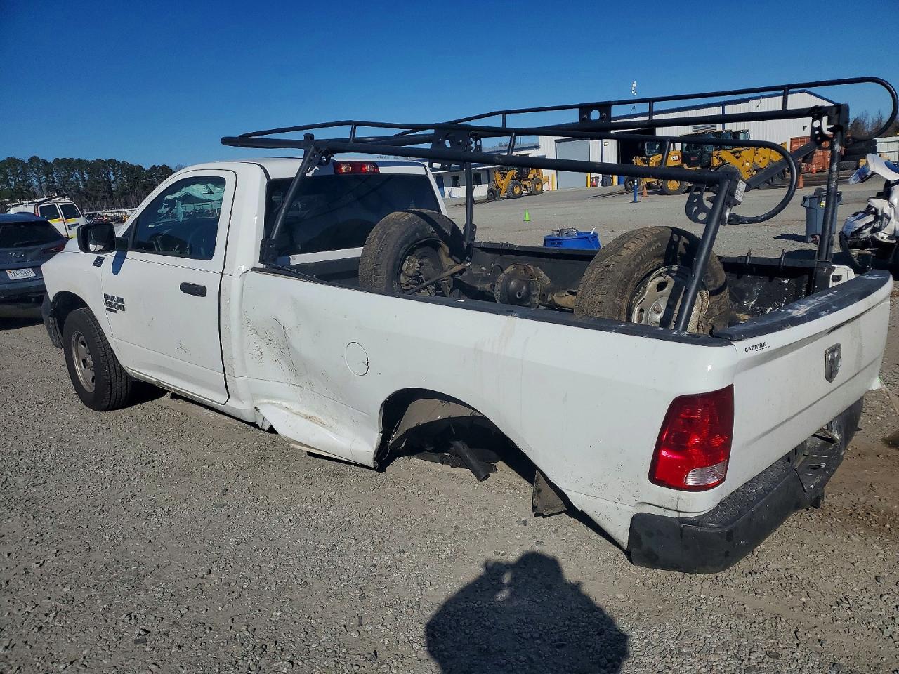 2019 RAM 1500 CLASSIC TRADESMAN photo 2