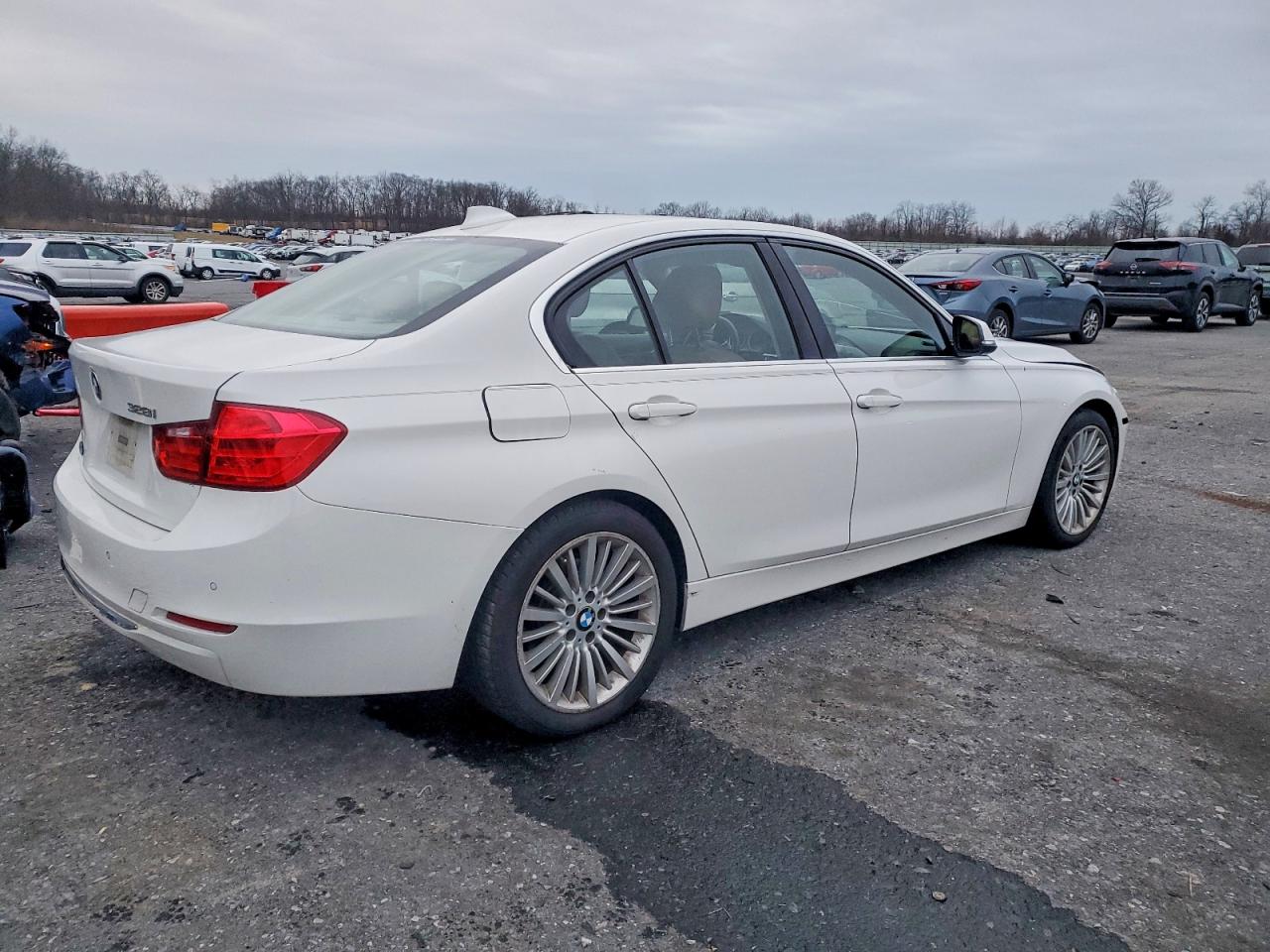 2013 BMW 328 I SULEV photo 3