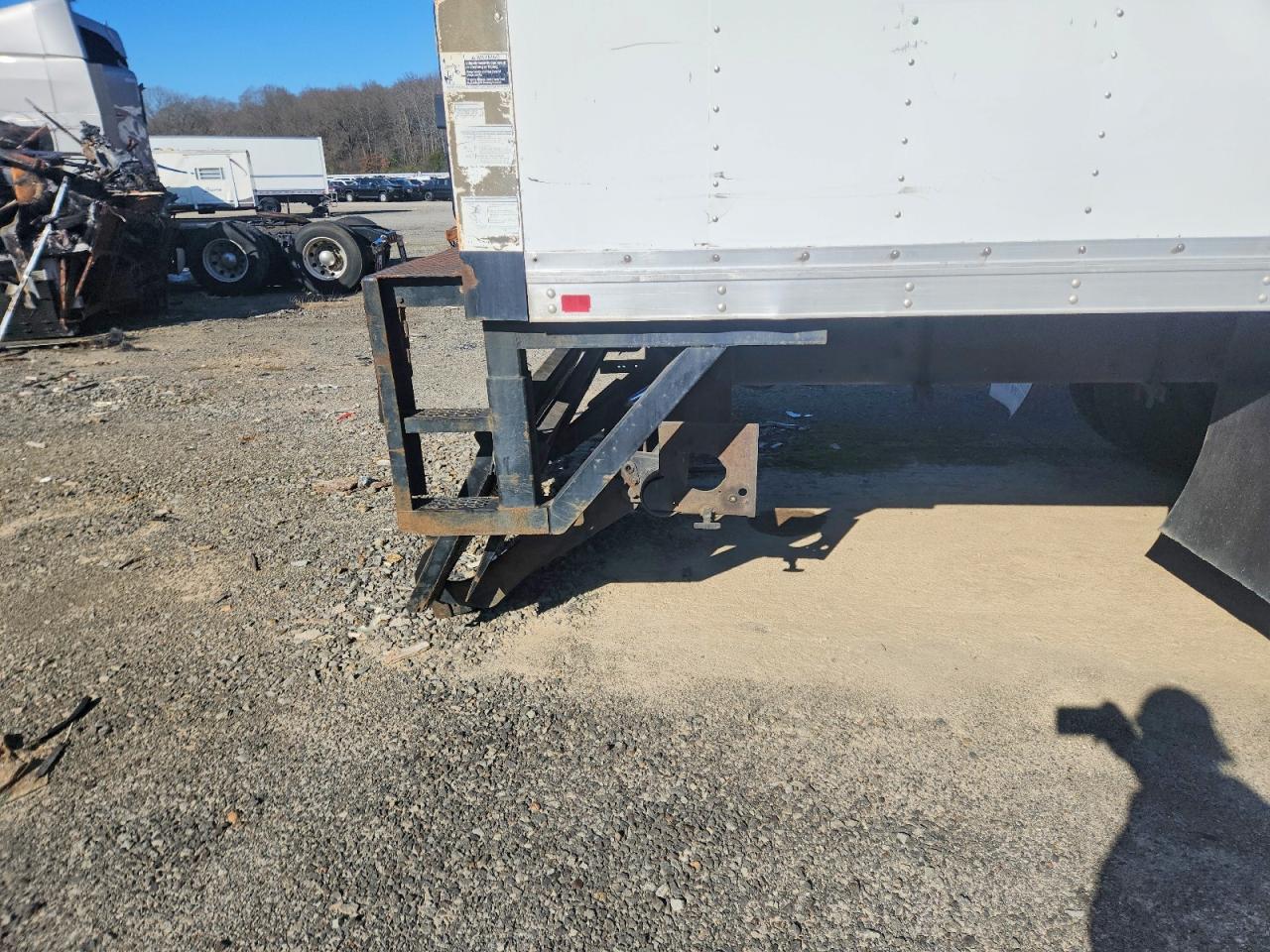 2011 FREIGHTLINER M2 106 MEDIUM DUTY photo 9
