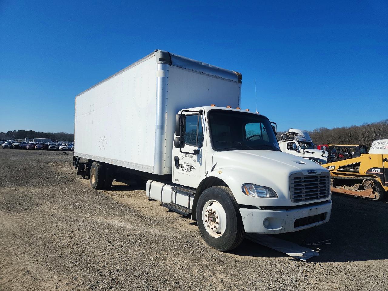2011 FREIGHTLINER M2