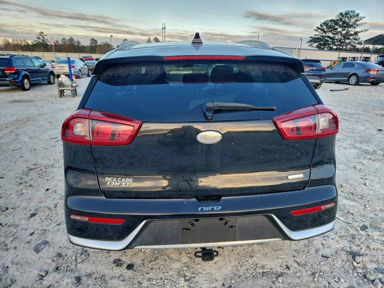 2017 KIA NIRO FE photo 6