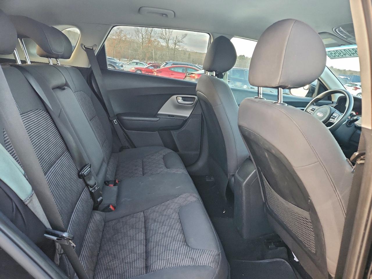 2017 KIA NIRO FE photo 10